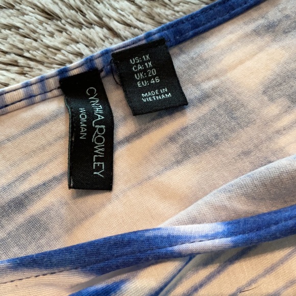 Cynthia Rowley tunic tee - Picture 2 of 4